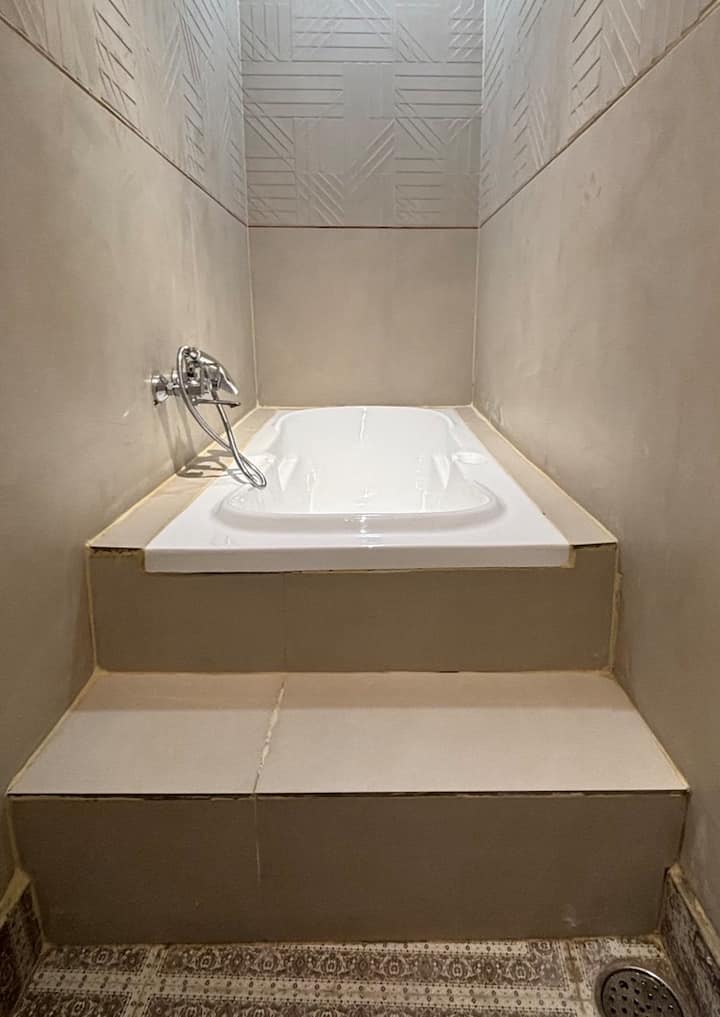 The Metropolitan Suite