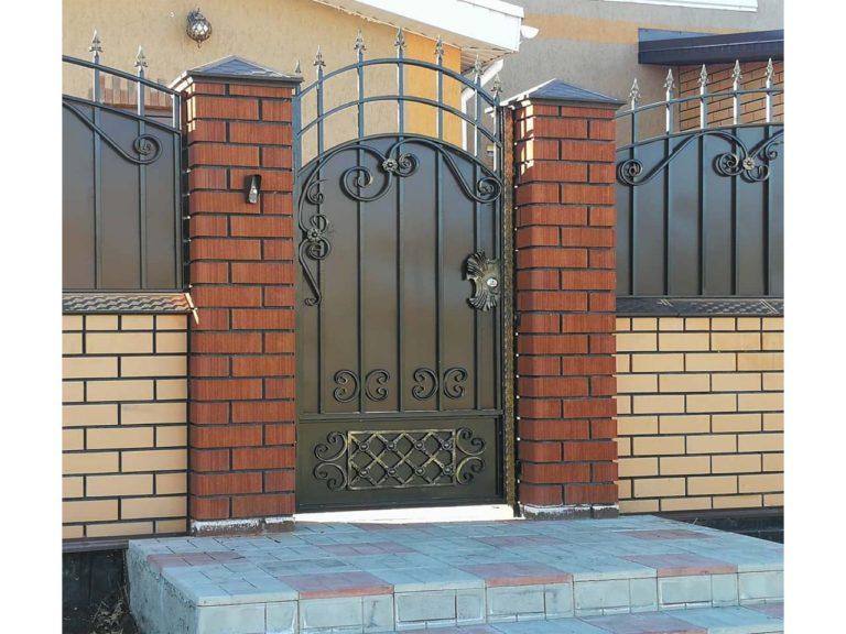 Художественная ковка в Истре, кованные изделия, кованые калитки, кованые калитки в Истре, кованые калитки для дачи, ковка в Истре, заказать кованые изделия в Истре, заказать ковку в Истре