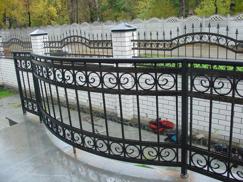 Ограждения художественной ковки на заказ. Заказать кованые ограждения в Истре. Кованые ограждения, Художественная ковка в Истре, кованные изделия, кованые ограждения, кованые ограждения для сада, кованые ограждения кладбищ, заказать ковку в Истре, заказать ковку предметов в Истре, заказать ковку ограждений в Истре, ковка в Истре недорого, заказать ковку недорого в Истре, ковка Истринский район, ковка в Подмосковье