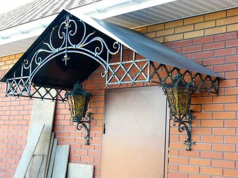 Художественная ковка в Истре, кованные изделия, кованые козырьки, кованые навесы, кованые козырьки и навесы, кованые козырьки и навесы в Истре, заказать кованые козырьки в Истре, кованые навесы в Истре, заказать кованые изделия в Истре, козырьки в Истре, навесы в Истре