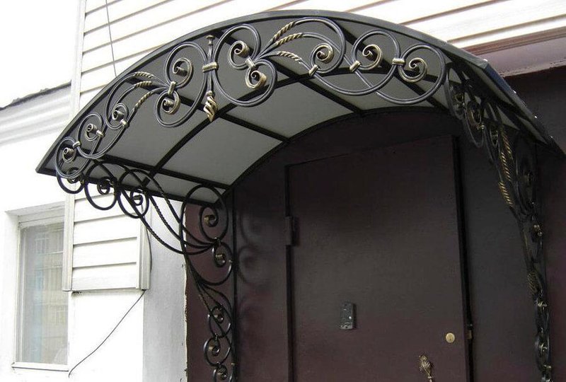 Художественная ковка в Истре, кованные изделия, кованые козырьки, кованые навесы, кованые козырьки и навесы, кованые козырьки и навесы в Истре, заказать кованые козырьки в Истре, кованые навесы в Истре, заказать кованые изделия в Истре, козырьки в Истре, навесы в Истре