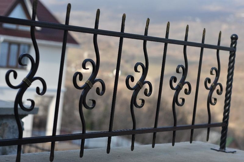Ограждения художественной ковки на заказ. Заказать кованые ограждения в Истре. Кованые ограждения, Художественная ковка в Истре, кованные изделия, кованые ограждения, кованые ограждения для сада, кованые ограждения кладбищ, заказать ковку в Истре, заказать ковку предметов в Истре, заказать ковку ограждений в Истре, ковка в Истре недорого, заказать ковку недорого в Истре, ковка Истринский район, ковка в Подмосковье