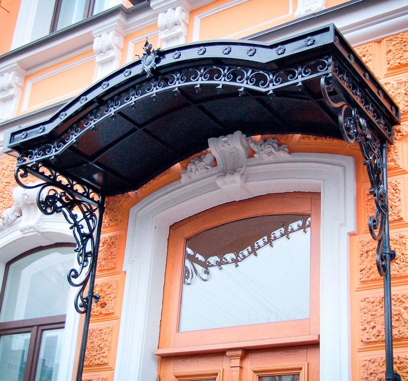 Художественная ковка в Истре, кованные изделия, кованые козырьки, кованые навесы, кованые козырьки и навесы, кованые козырьки и навесы в Истре, заказать кованые козырьки в Истре, кованые навесы в Истре, заказать кованые изделия в Истре, козырьки в Истре, навесы в Истре