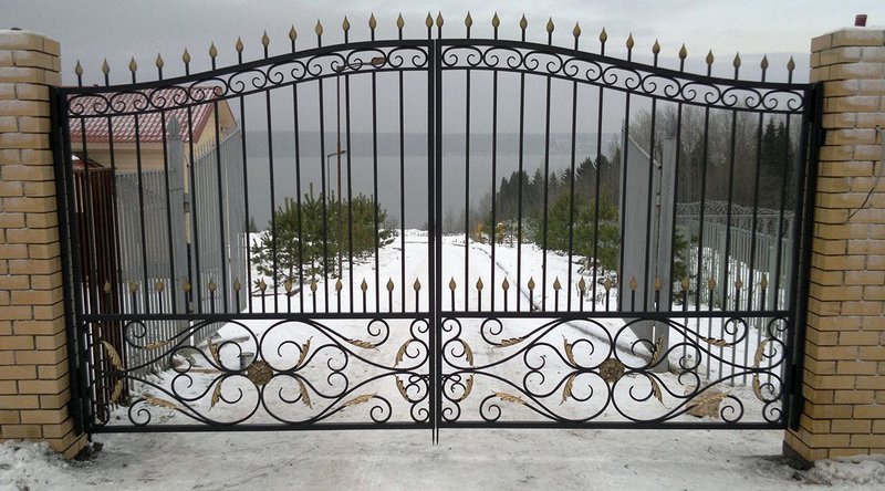 Купить кованые ворота с калитками в Истре. Заказать ворота в Истре быстро, качественно и недорого Кованые ворота, Художественная ковка в Истре, кованные изделия, кованые ворота, ковка в Истре, заказать кованые изделия в Истре, заказать кованые ворота в Истре, кованые ворота на заказ в Истринской области