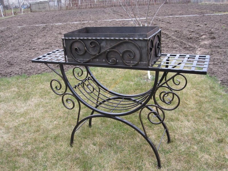 Кованые мангалы для дачи в Истре и Подмосковье. Заказать кованый мангал быстро и недорого Кованые мангалы, Художественная ковка в Истре, кованные изделия, кованые мангалы, заказать мангал в Истре, кованый мангал в Истре, ковка мангала, кованые мангалы в Истре, заказать кованый мангал в Истре