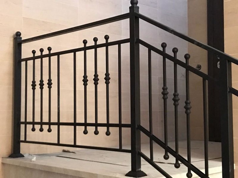 Художественная ковка в Истре, кованные изделия, кованные изделия, ковка в Истре, заказать кованые изделия в Истре, заказать кованые перила в Истре, перила на заказ, заказать перила в Истре