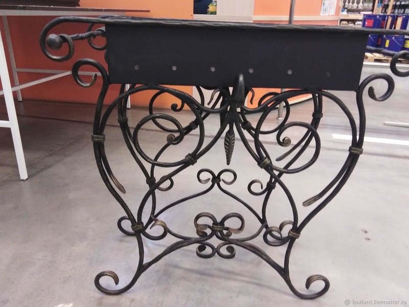 Кованые мангалы для дачи в Истре и Подмосковье. Заказать кованый мангал быстро и недорого Кованые мангалы, Художественная ковка в Истре, кованные изделия, кованые мангалы, заказать мангал в Истре, кованый мангал в Истре, ковка мангала, кованые мангалы в Истре, заказать кованый мангал в Истре