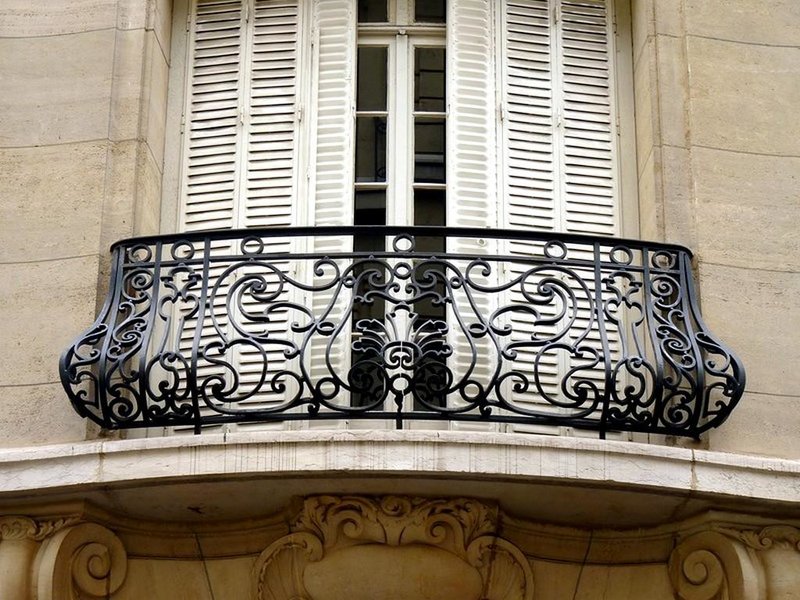 Перила и ограждения для балкона на заказ. Заказать кованый балкон в Истре. Кованые балконы, ковка в Истре, заказать кованые решетки в Истре, кованые балконы на заказ, кованые ограждения на заказ в Истринской области
