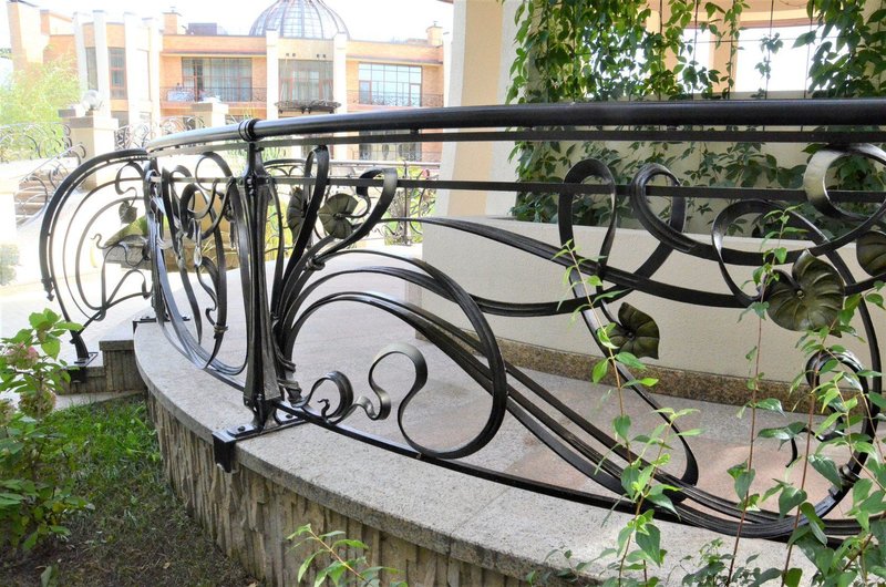 Ограждения художественной ковки на заказ. Заказать кованые ограждения в Истре. Кованые ограждения, Художественная ковка в Истре, кованные изделия, кованые ограждения, кованые ограждения для сада, кованые ограждения кладбищ, заказать ковку в Истре, заказать ковку предметов в Истре, заказать ковку ограждений в Истре, ковка в Истре недорого, заказать ковку недорого в Истре, ковка Истринский район, ковка в Подмосковье