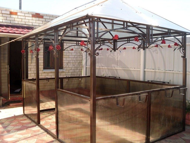 Кованые беседки для дачи, купить заказать садовую беседку в Истре Кованые беседки, Художественная ковка в Истре, кованные изделия, кованые беседки, кованые беседки в Истре, кованые беседки для дачи, ковка в Истре, заказать кованые изделия в Истре, заказать ковку в Истре, кованые беседки поликарбонат