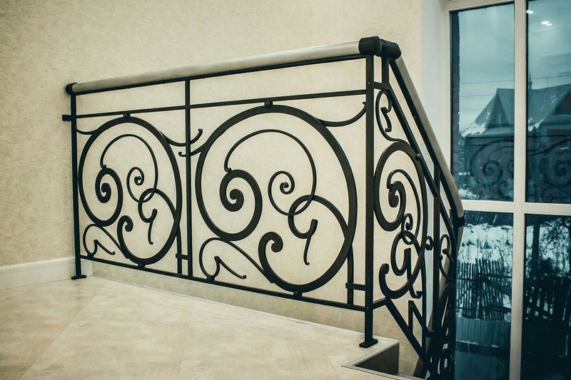 Художественная ковка в Истре, кованные изделия, кованные изделия, ковка в Истре, заказать кованые изделия в Истре, заказать кованые перила в Истре, перила на заказ, заказать перила в Истре