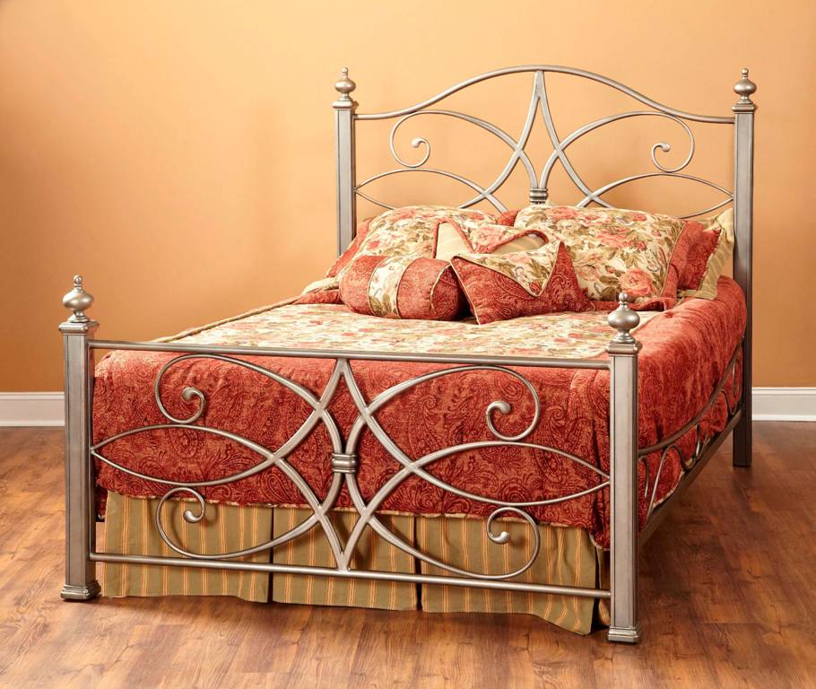 Художественная ковка в Истре, кованные изделия, кованая мебель, кованая мебель в Истре, заказать кованую мебель в Истре, кованые предметы интерьера на заказ Истра