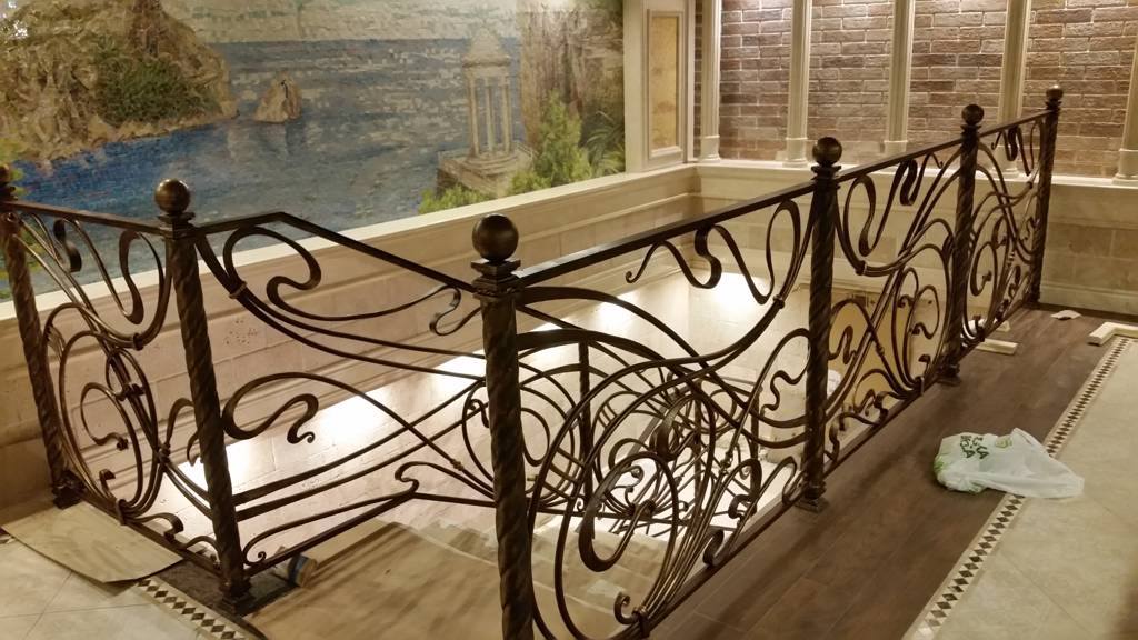 Художественная ковка в Истре, кованные изделия, кованные изделия, ковка в Истре, заказать кованые изделия в Истре, заказать кованые перила в Истре