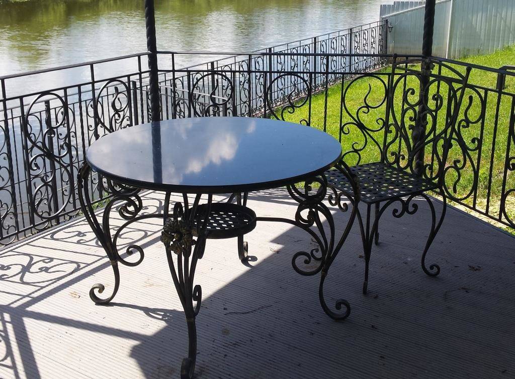 Художественная ковка в Истре, кованные изделия, кованая мебель, кованая мебель в Истре, заказать кованую мебель в Истре, кованые предметы интерьера на заказ Истра