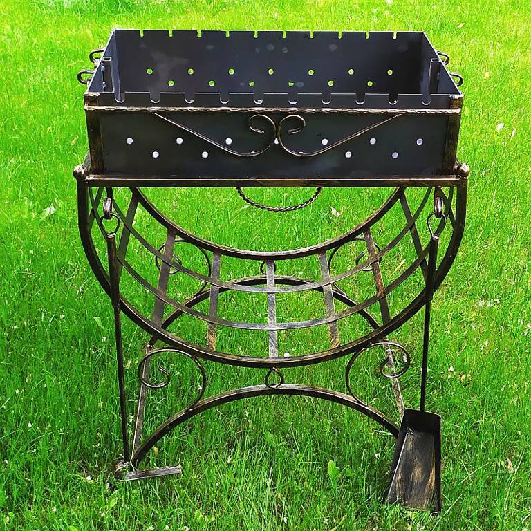 Кованые мангалы для дачи в Истре и Подмосковье. Заказать кованый мангал быстро и недорого Кованые мангалы, Художественная ковка в Истре, кованные изделия, кованые мангалы, заказать мангал в Истре, кованый мангал в Истре, ковка мангала, кованые мангалы в Истре, заказать кованый мангал в Истре