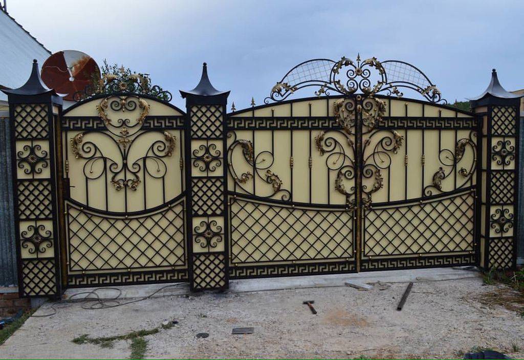 Художественная ковка в Истре, кованные изделия, кованые ворота, ковка в Истре, заказать кованые изделия в Истре, заказать кованые ворота в Истре, кованые ворота на заказ в Истринской области