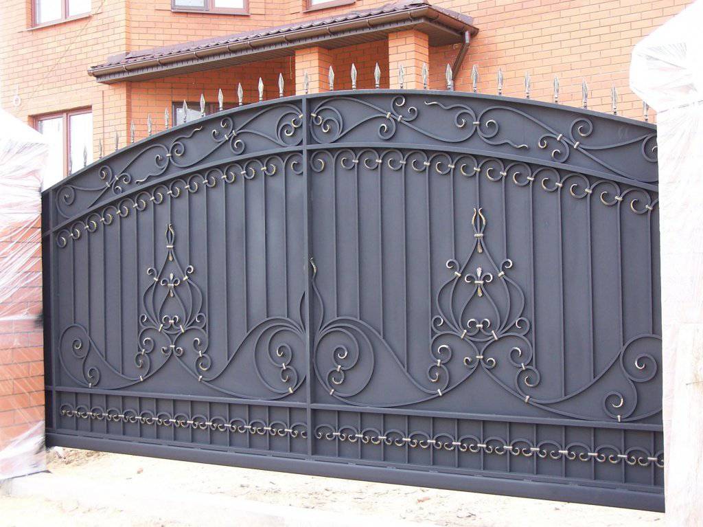 Художественная ковка в Истре, кованные изделия, кованые ворота, ковка в Истре, заказать кованые изделия в Истре, заказать кованые ворота в Истре, кованые ворота на заказ в Истринской области