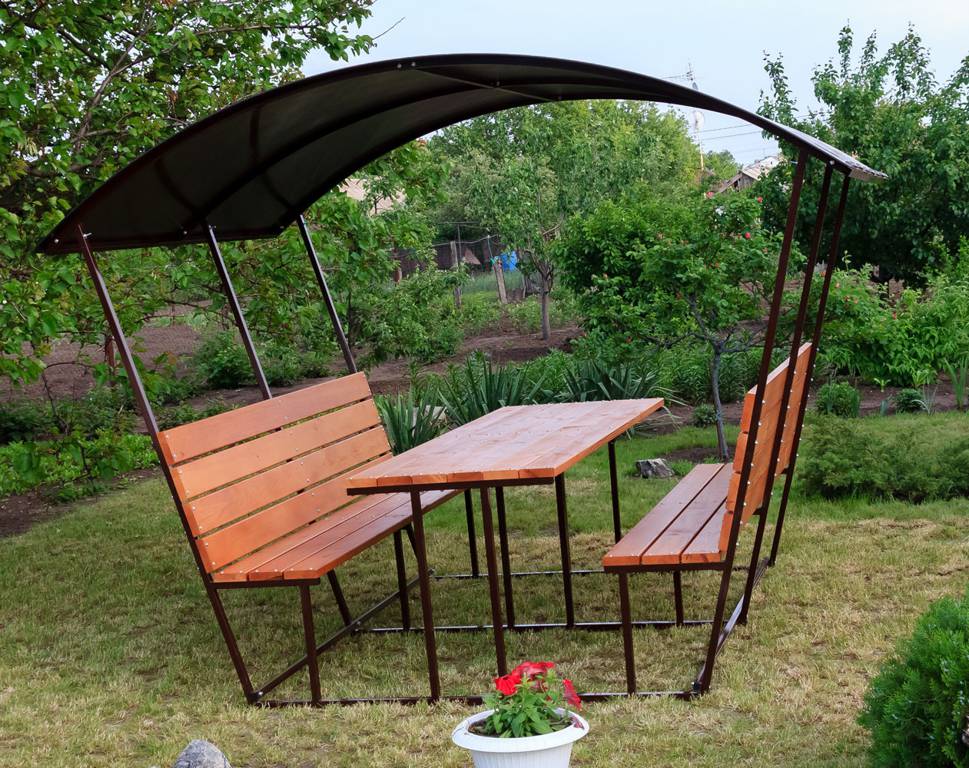 Художественная ковка в Истре, кованные изделия, кованые беседки, кованые беседки в Истре, кованые беседки для дачи, ковка в Истре, заказать кованые изделия в Истре, заказать ковку в Истре