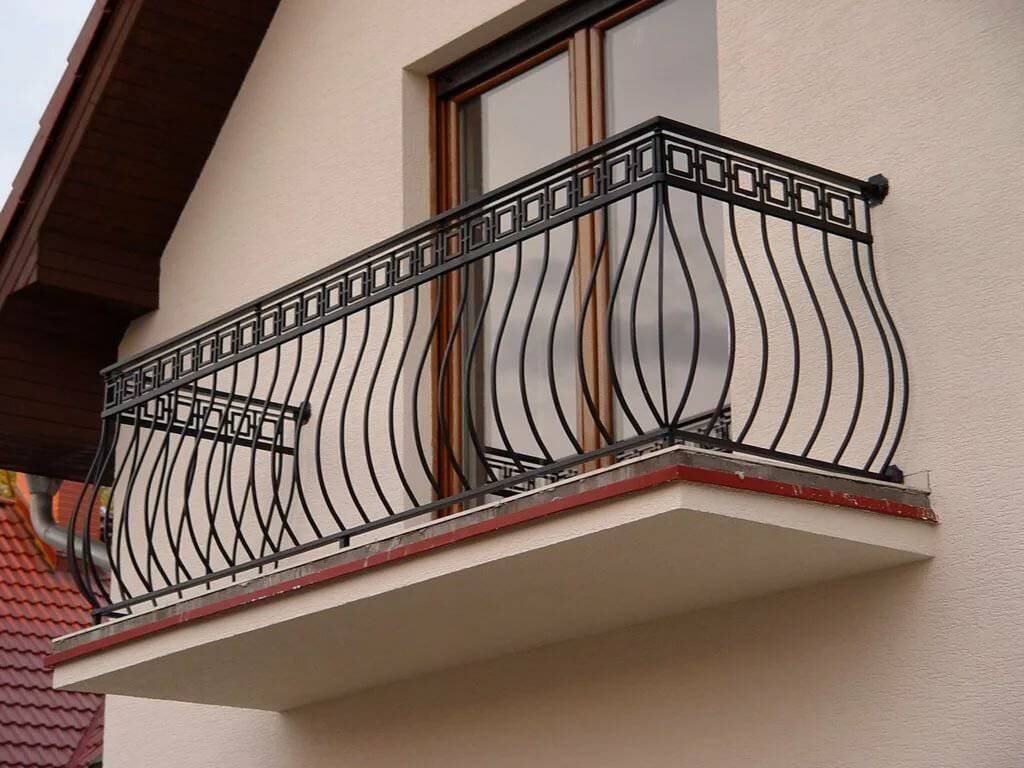 ковка в Истре, заказать кованые решетки в Истре, кованые балконы на заказ, кованые ограждения на заказ в Истринской области