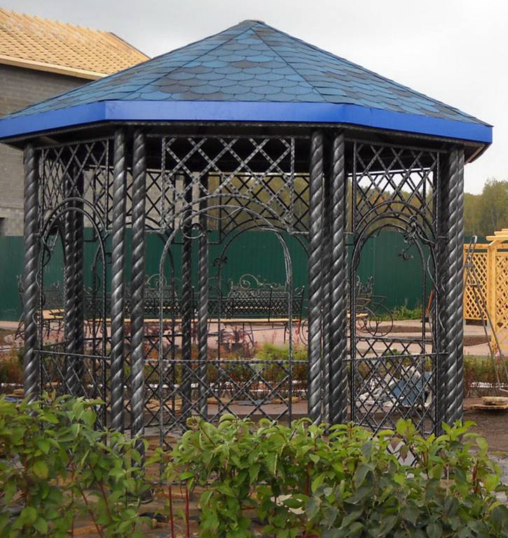 Художественная ковка в Истре, кованные изделия, кованые беседки, кованые беседки в Истре, кованые беседки для дачи, ковка в Истре, заказать кованые изделия в Истре, заказать ковку в Истре