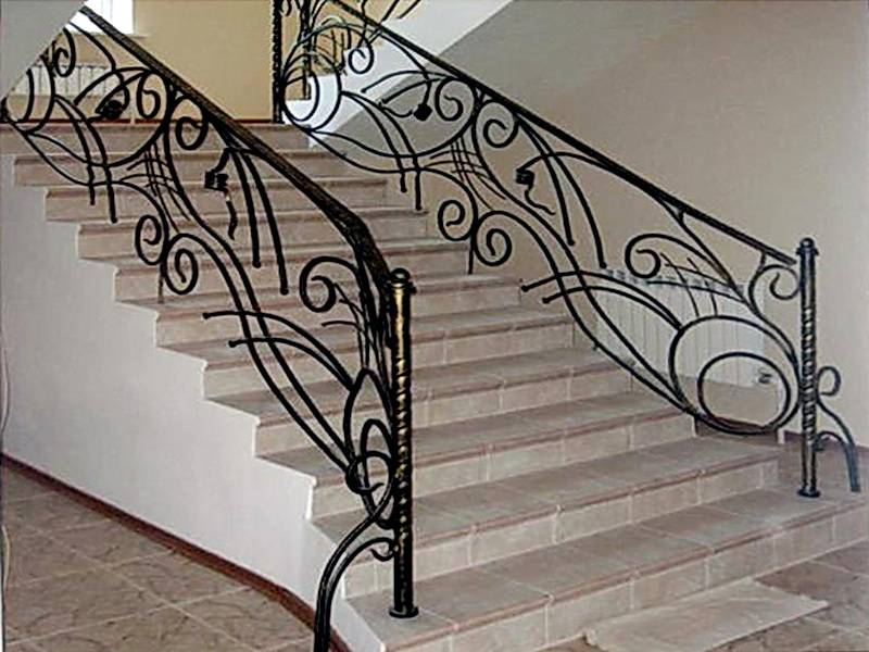 Художественная ковка в Истре, кованные изделия, кованные изделия, ковка в Истре, заказать кованые изделия в Истре, заказать кованые перила в Истре