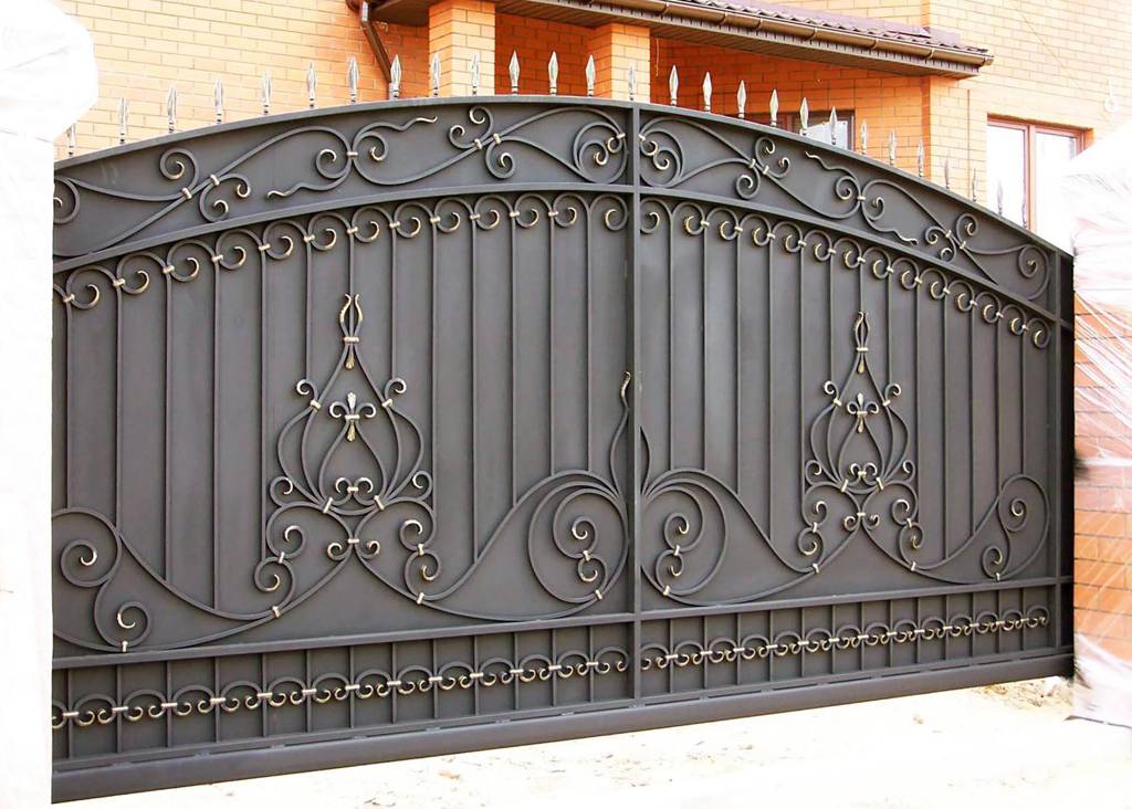 Художественная ковка в Истре, кованные изделия, кованые ворота, ковка в Истре, заказать кованые изделия в Истре, заказать кованые ворота в Истре, кованые ворота на заказ в Истринской области