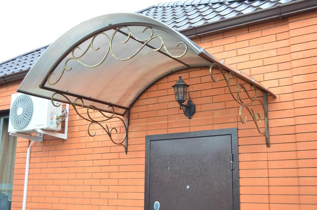 Художественная ковка в Истре, кованные изделия, кованые козырьки, кованые навесы, кованые козырьки и навесы, кованые козырьки и навесы в Истре, заказать кованые козырьки в Истре, кованые навесы в Истре, заказать кованые изделия в Истре, козырьки в Истре, навесы в Истре