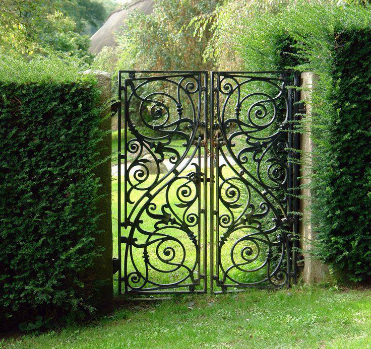 Художественная ковка в Истре, кованные изделия, кованые калитки, кованые калитки в Истре, кованые калитки для дачи, ковка в Истре, заказать кованые изделия в Истре, заказать ковку в Истре