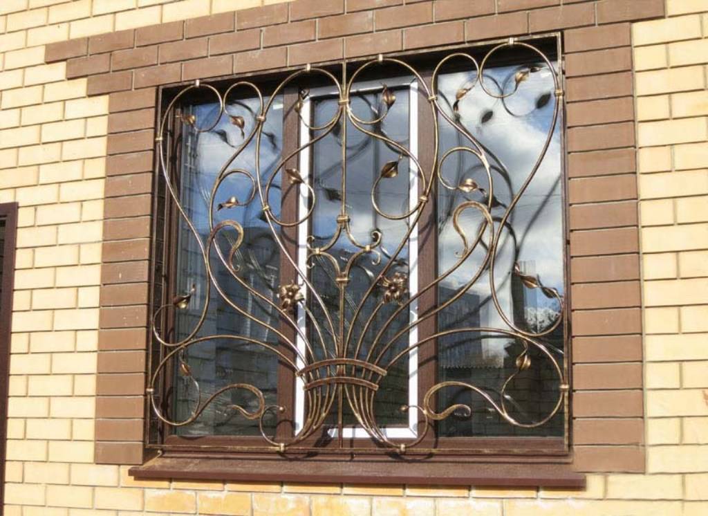 Художественная ковка в Истре, кованные изделия, кованые решетки, кованые решетки в Истре, заказать кованые решетки в Истре, кованые решетки в Истре недорого, ковка в Истре недорого