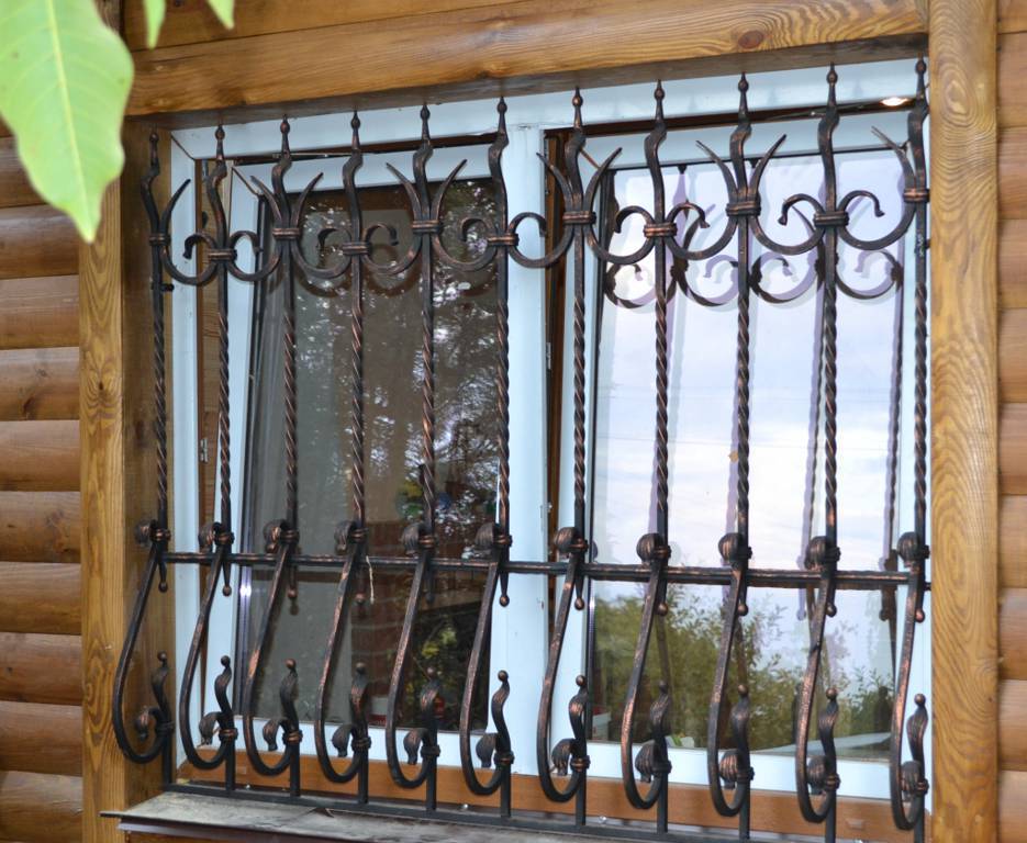 Художественная ковка в Истре, кованные изделия, кованые решетки, кованые решетки в Истре, заказать кованые решетки в Истре, кованые решетки в Истре недорого, ковка в Истре недорого
