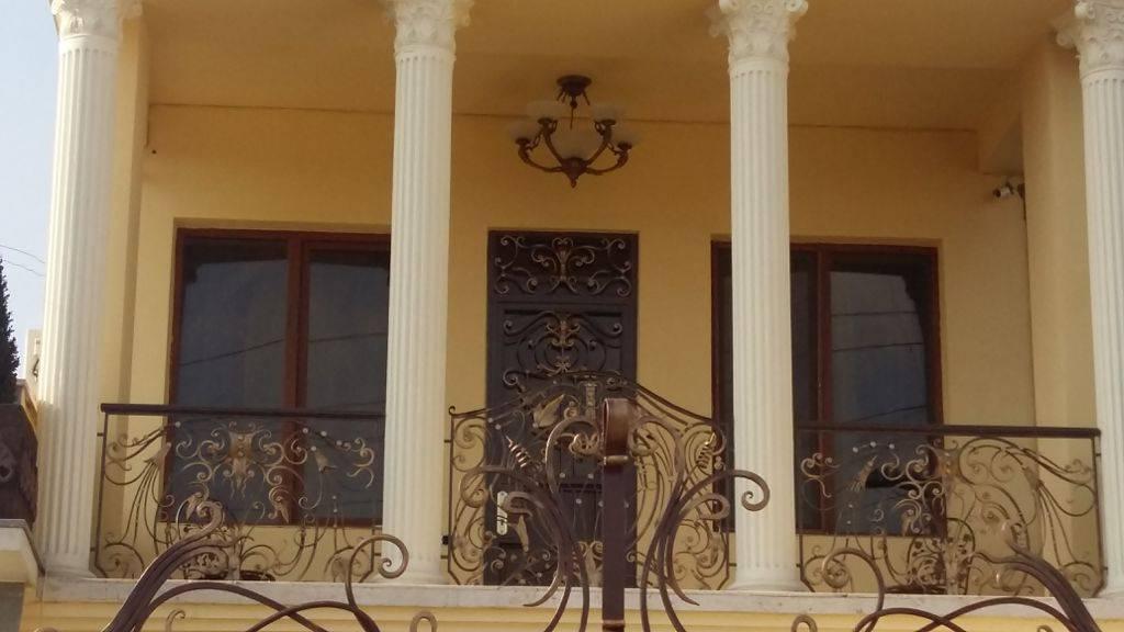 ковка в Истре, заказать кованые решетки в Истре, кованые балконы на заказ, кованые ограждения на заказ в Истринской области