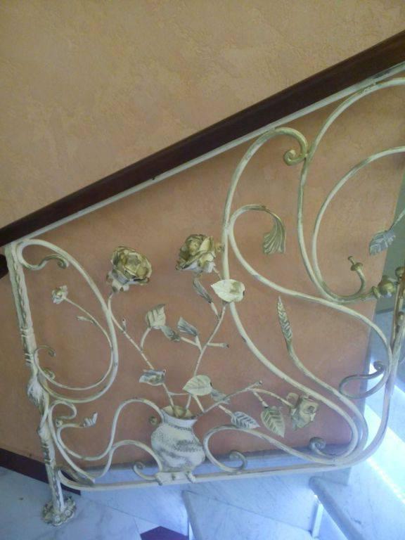 Художественная ковка в Истре, кованные изделия, кованные изделия, ковка в Истре, заказать кованые изделия в Истре, заказать кованые перила в Истре