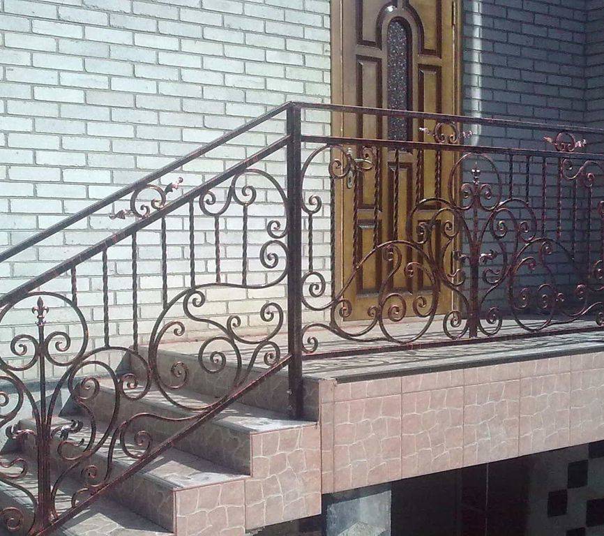Художественная ковка в Истре, кованные изделия, кованные изделия, ковка в Истре, заказать кованые изделия в Истре, заказать кованые перила в Истре