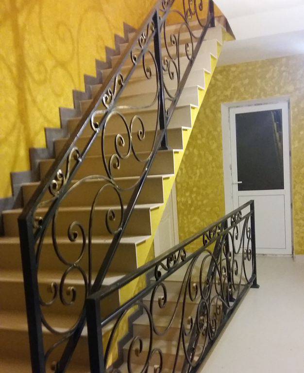 Художественная ковка в Истре, кованные изделия, кованные изделия, ковка в Истре, заказать кованые изделия в Истре, заказать кованые перила в Истре