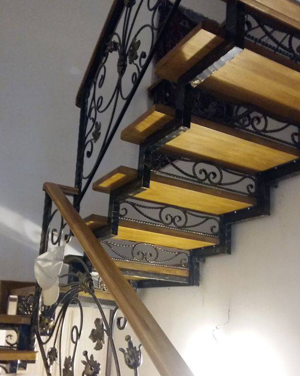 Художественная ковка в Истре, кованные изделия, кованные изделия, ковка в Истре, заказать кованые изделия в Истре, заказать кованые перила в Истре