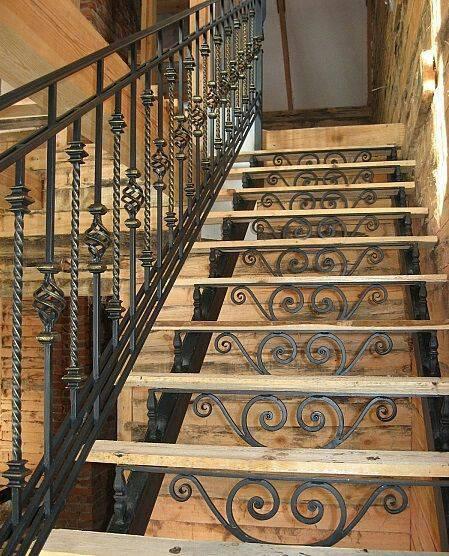 Художественная ковка в Истре, кованные изделия, кованные изделия, ковка в Истре, заказать кованые изделия в Истре, заказать кованые перила в Истре