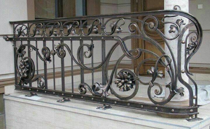 Художественная ковка в Истре, кованные изделия, кованные изделия, ковка в Истре, заказать кованые изделия в Истре, заказать кованые перила в Истре