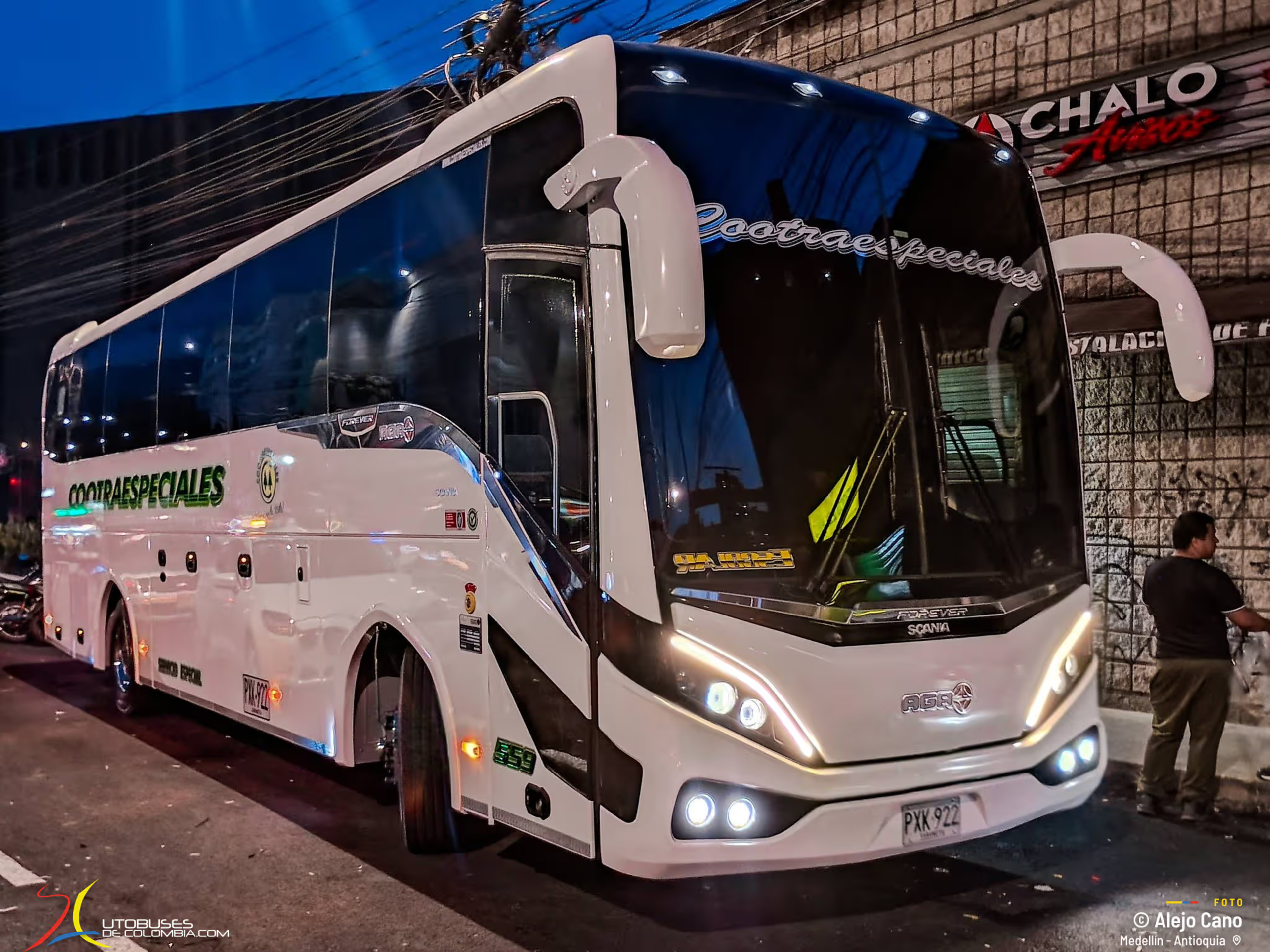 Aga Forever Scania K320