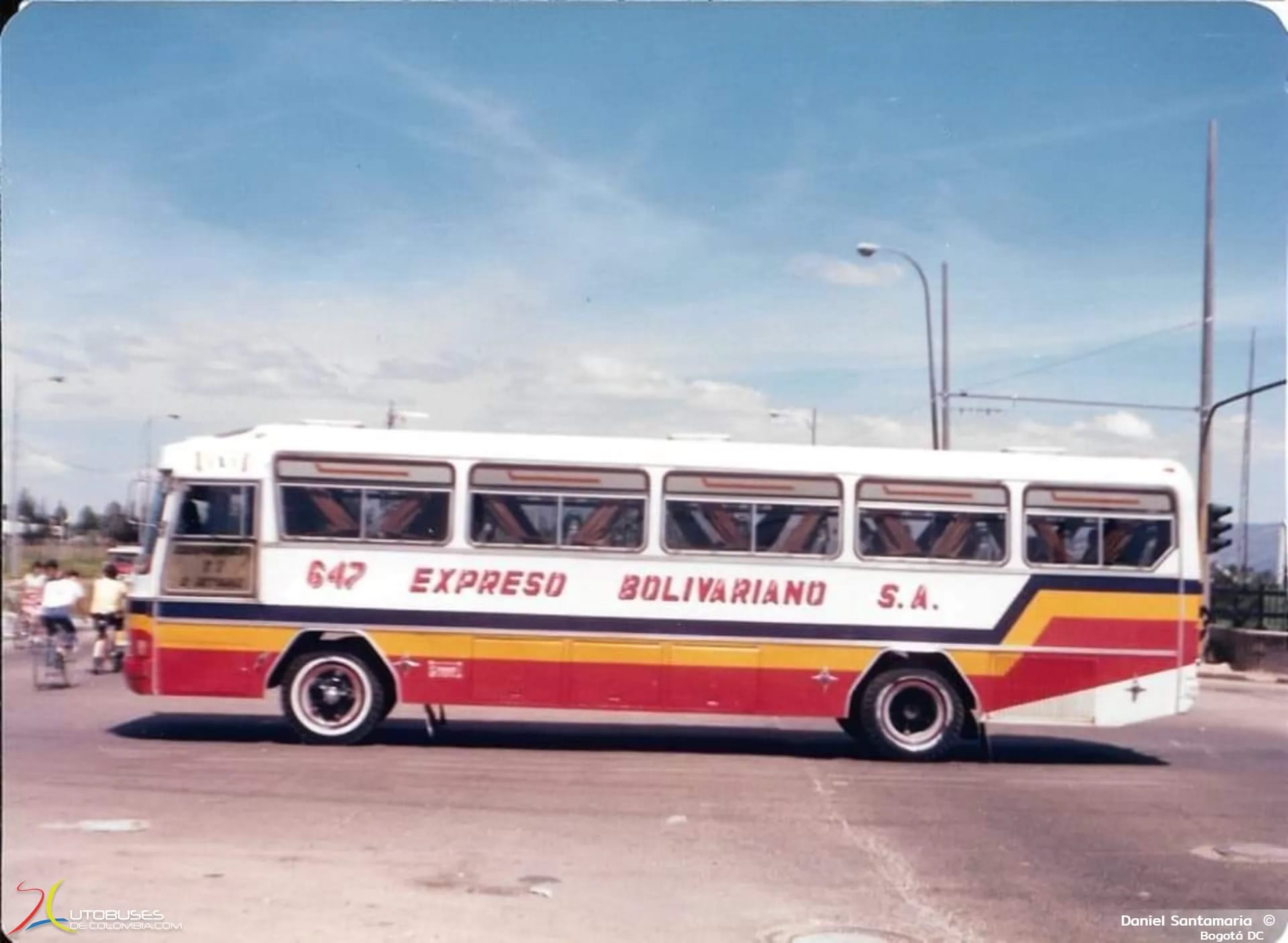Blue Bird Colcar Jumbo Dodge P900