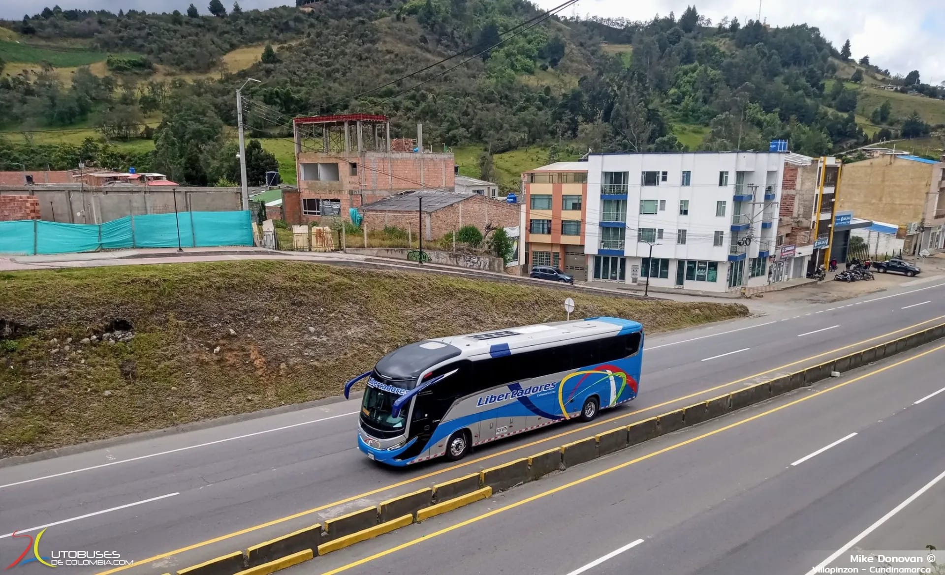Marcopolo Paradiso 1200 G8 Scania K400
