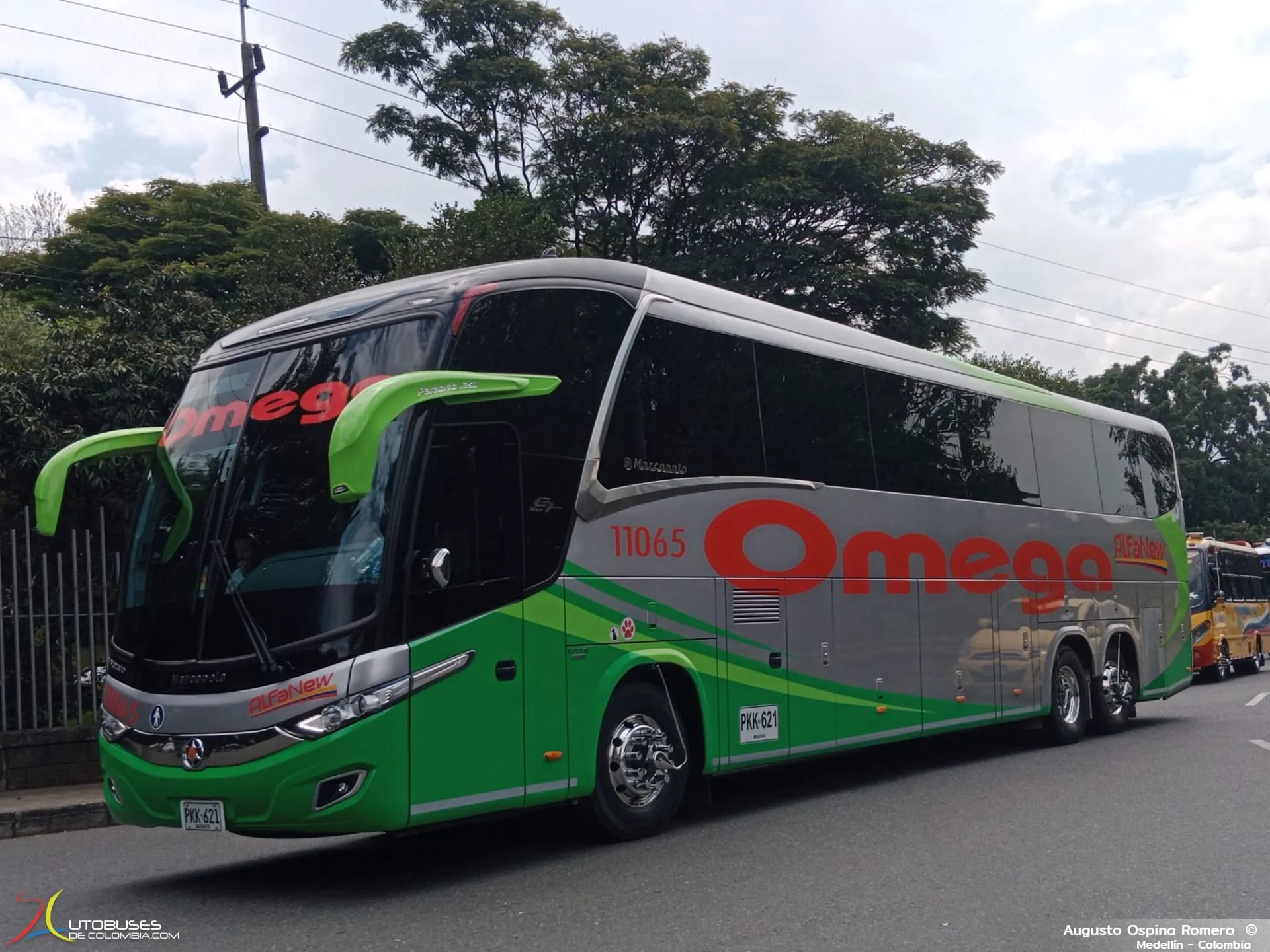 Marcopolo Superpolo Marcopolo Paradiso 1350 New G7 Volvo B510R B13R