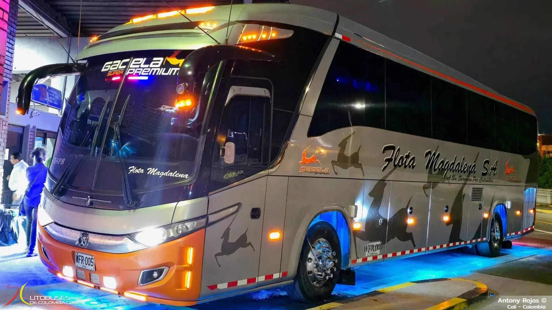 Marcopolo Superpolo Marcopolo Paradiso 1200 G7 Volvo B420R 