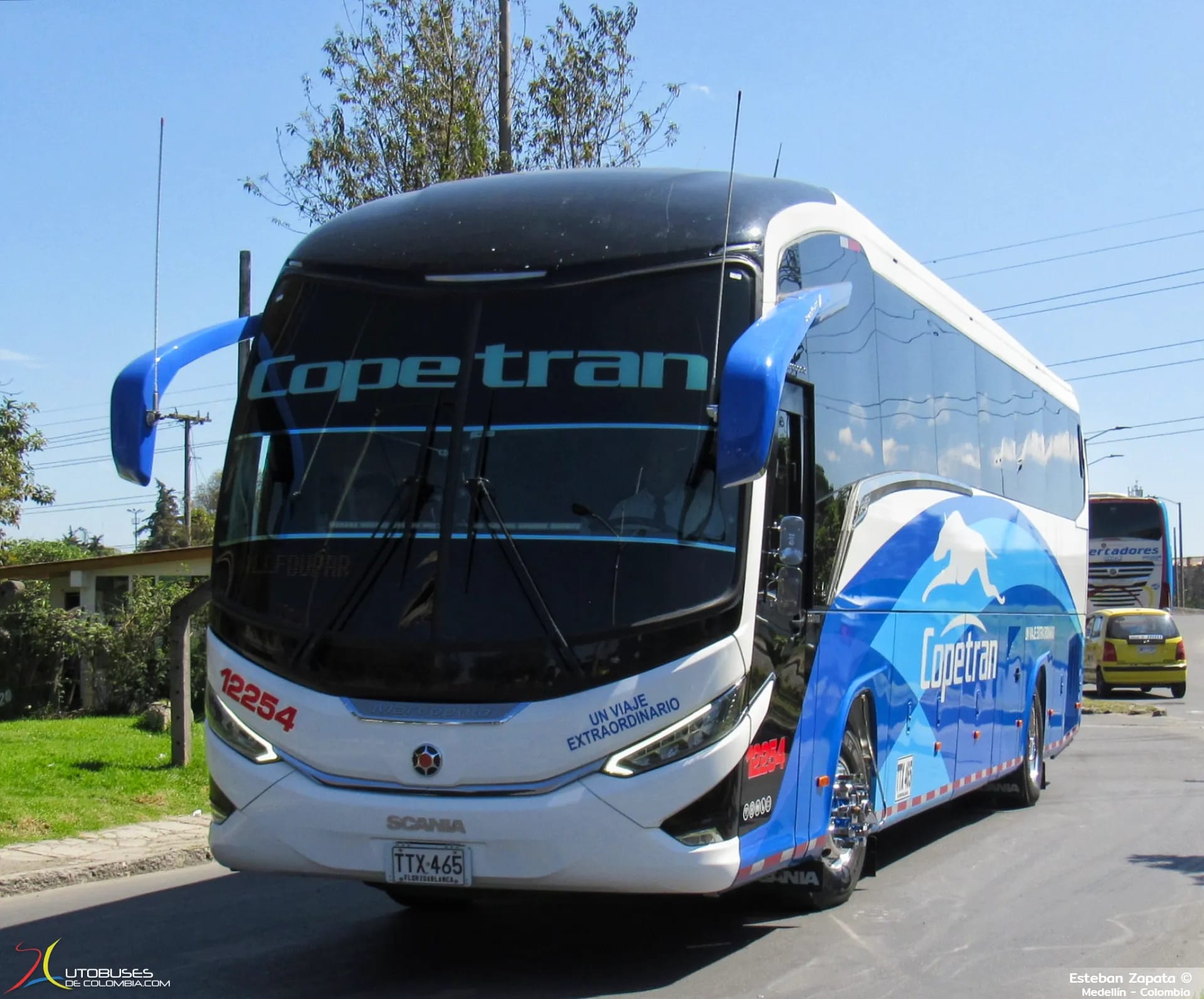 Marcopolo Superpolo Marcopolo Paradiso 1200 G8 Scania K400