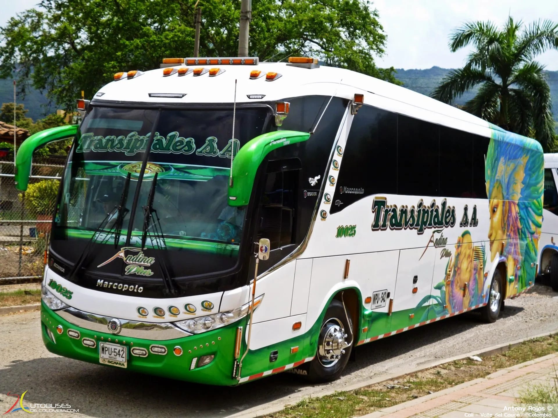 Marcopolo Superpolo Marcopolo Paradiso 1200 G7 Scania K400