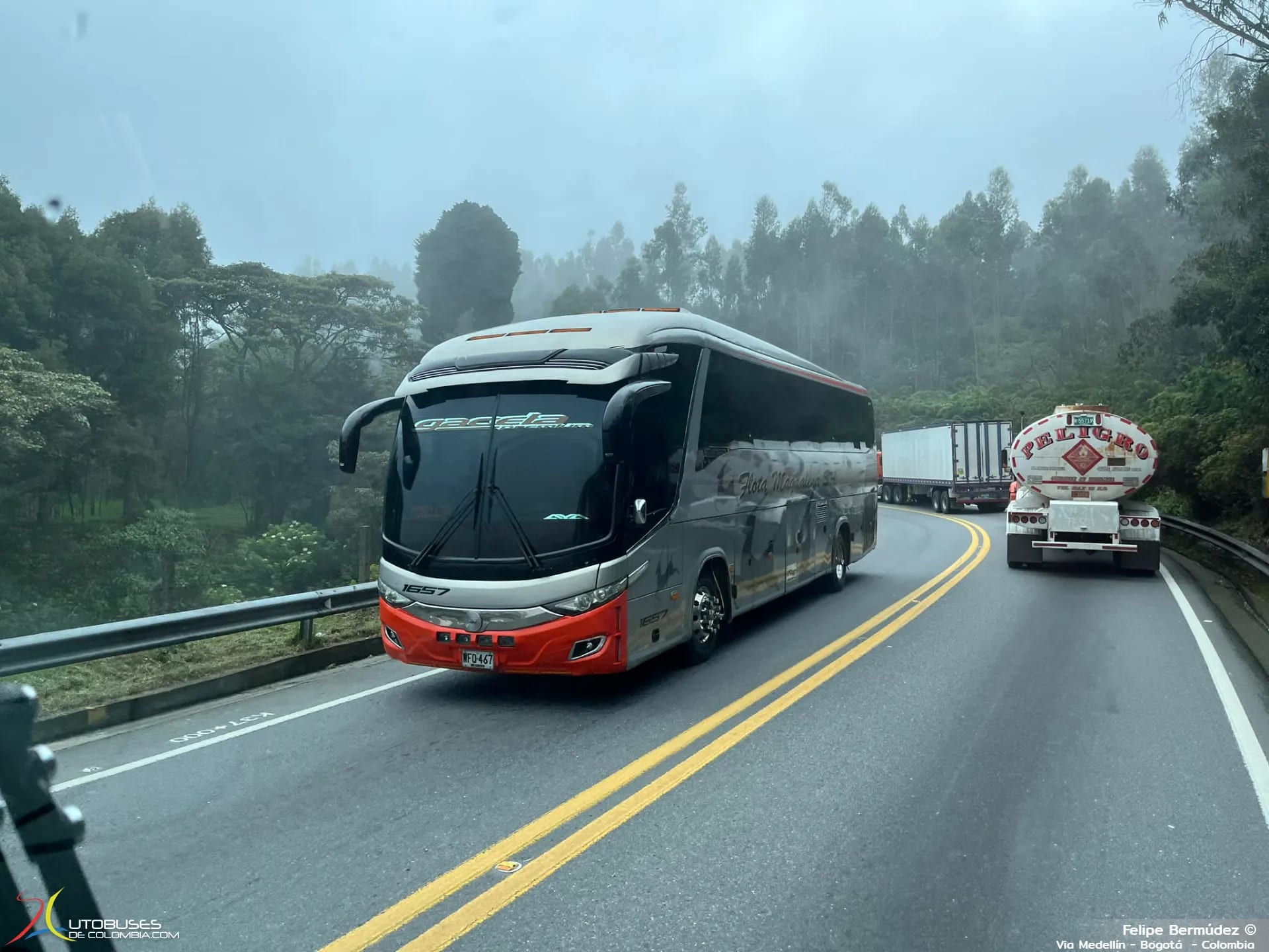 Marcopolo Superpolo Marcopolo Paradiso 1200 G7 Volvo B420R 