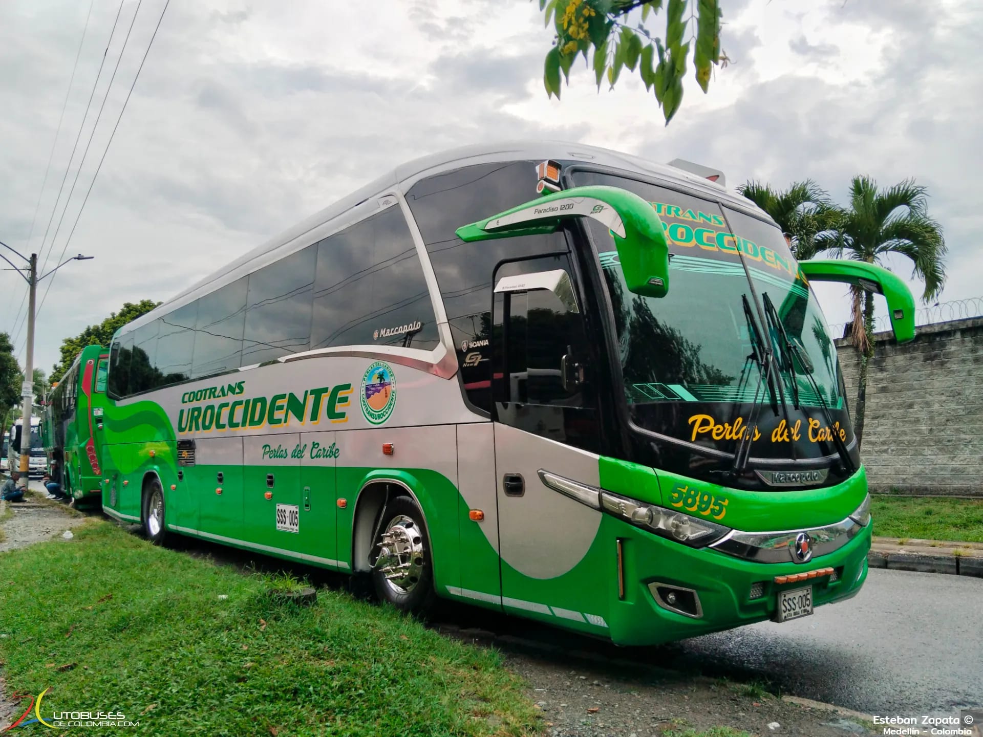 Marcopolo Superpolo Marcopolo Paradiso 1200 New G7 Scania K400