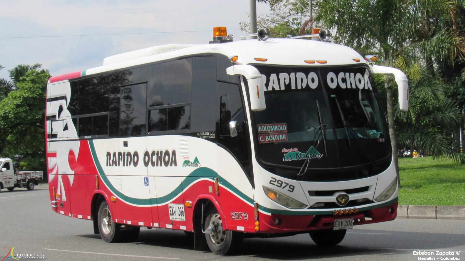 Autobuses ICC Autobuses ICC Viator Chevrolet Isuzu NPR