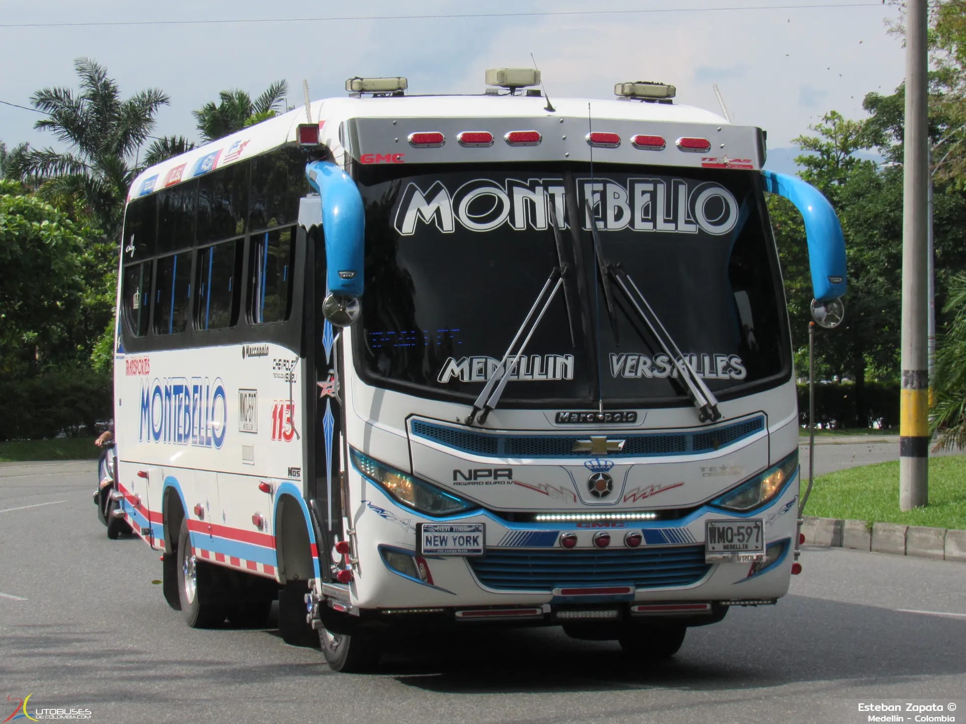 Marcopolo Superpolo Marcopolo New Senior Chevrolet Isuzu NPR Reward