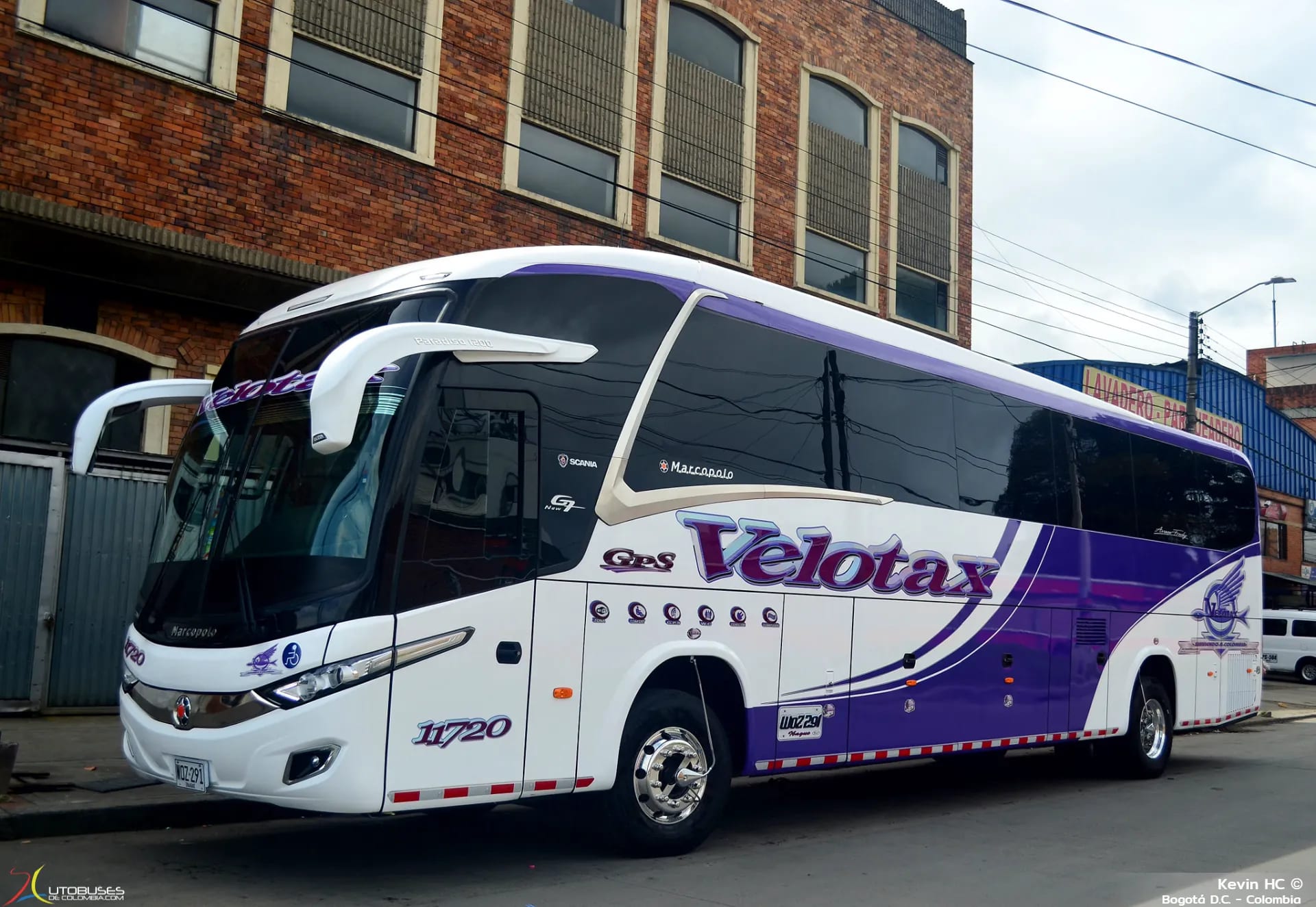 Marcopolo Superpolo Marcopolo Paradiso 1200 New G7 Scania K400