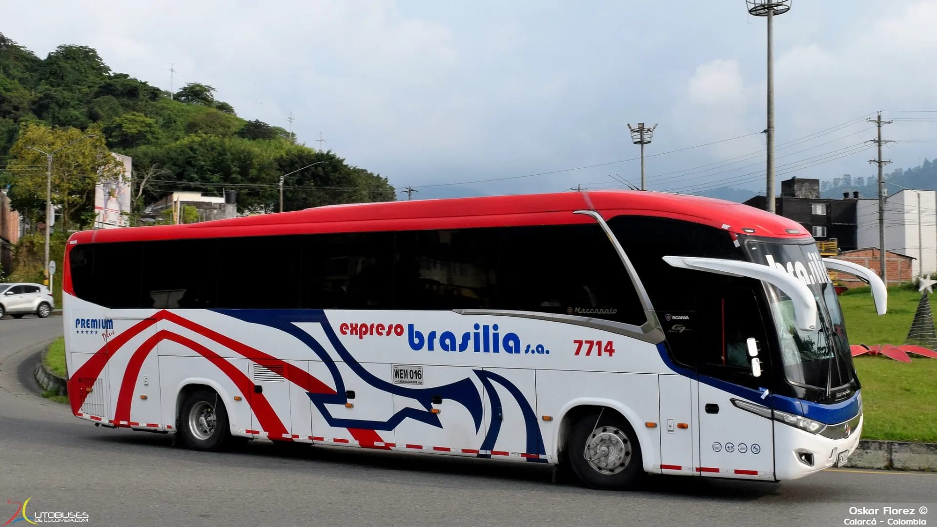 Marcopolo Superpolo Marcopolo Paradiso 1200 New G7 Scania K400